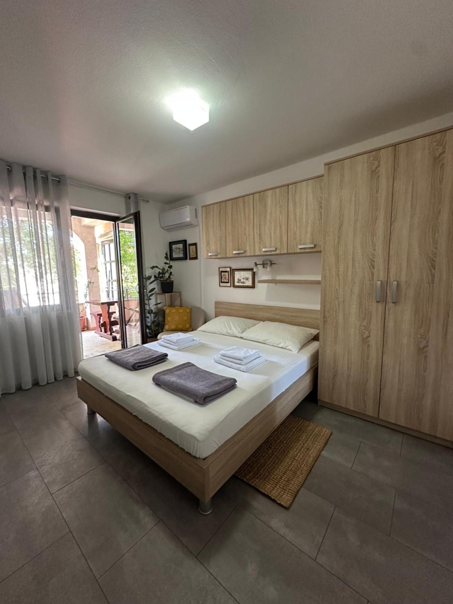 Studio Apartman Stefanija 塞尔瑟 外观 照片